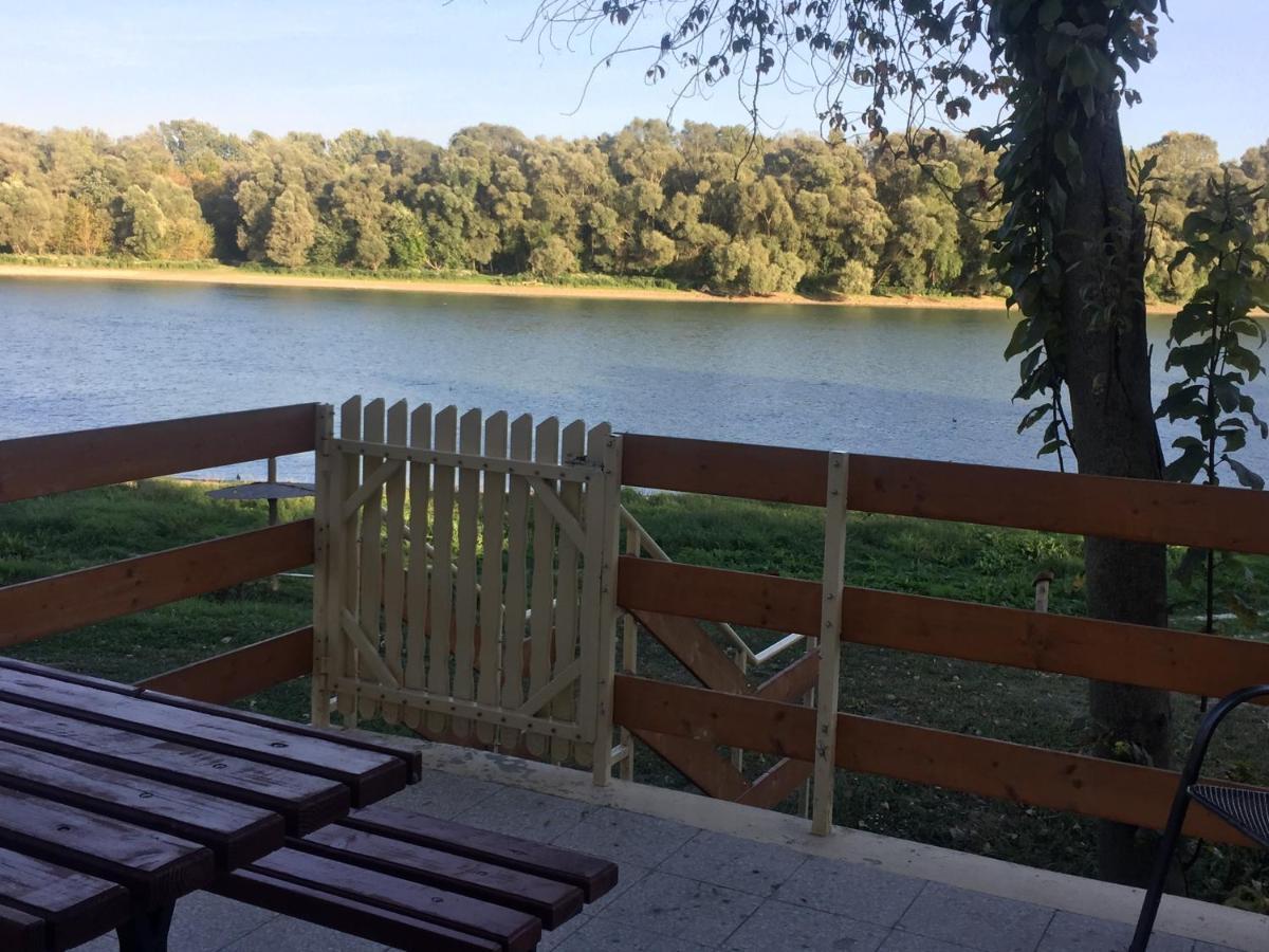 Bungalow Park Hotel Szentendre Eksteriør billede